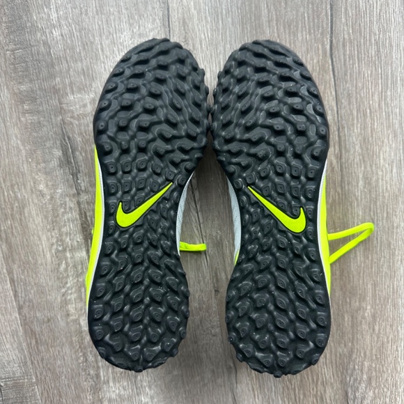 Mens Phantom Luna NikeSkin Neon Yellow/Silver Turf Cleats